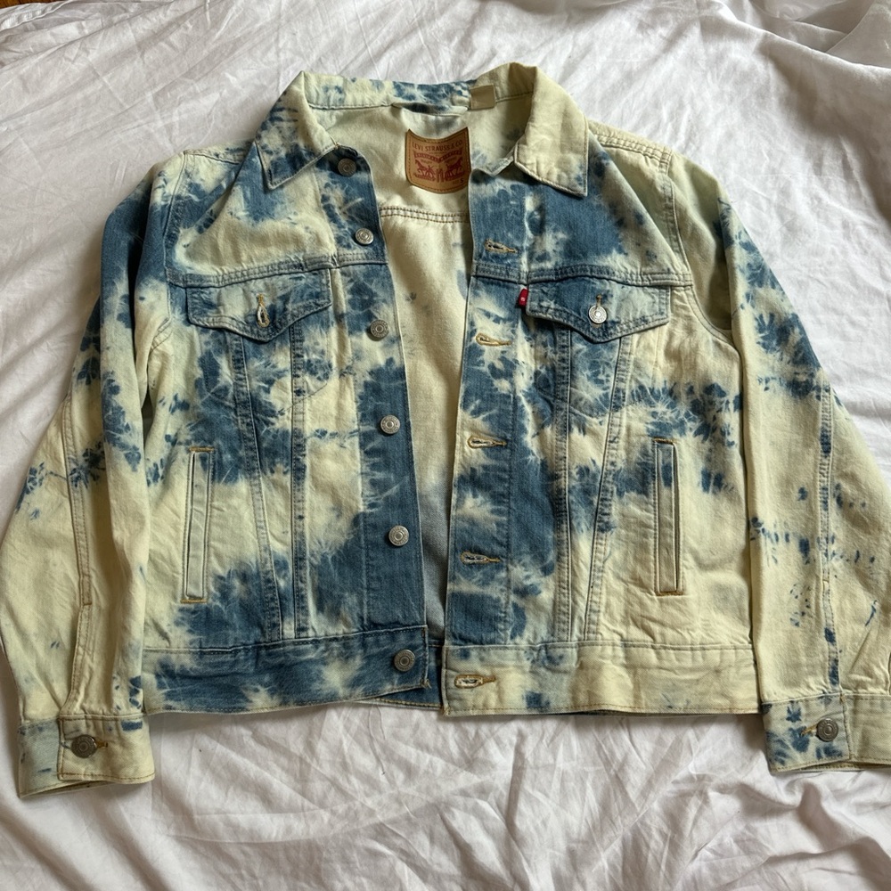 Levi's Blue and Cream Tie-Dye Jean Jacket